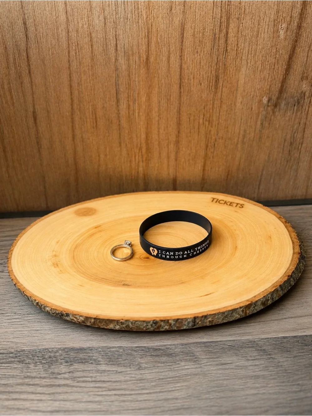 Inspirational Black Silicone Wristband - 'I Can Do All Things'